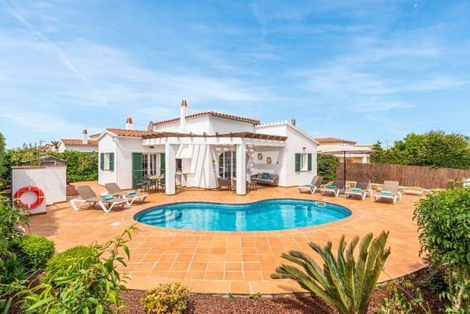 Villa for rent in Menorca