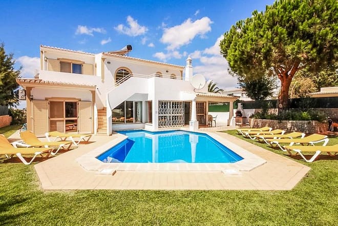 Villa for rent in Algarve