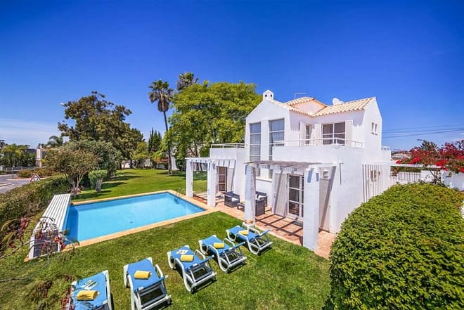 Villa for rent in Algarve