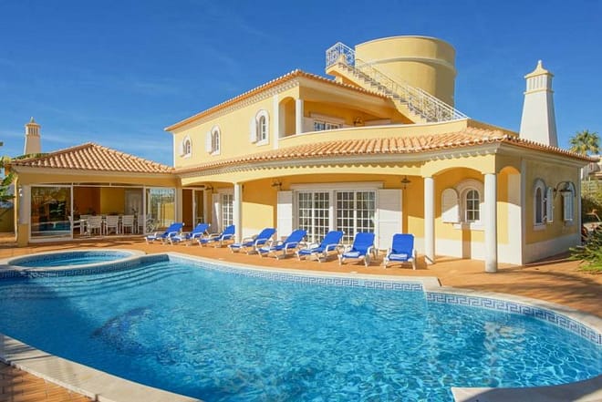 Villa for rent in Algarve