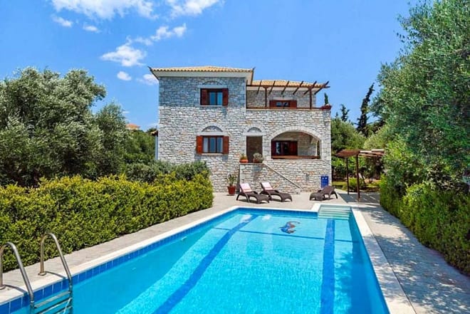 Villa for rent in Peloponnese