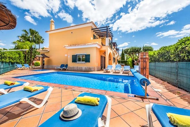 Villa for rent in Algarve