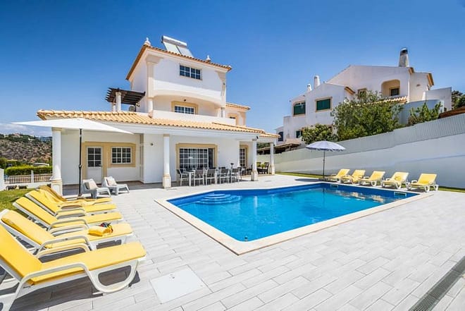 Villa for rent in Algarve
