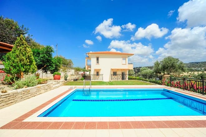 Villa for rent in Crete
