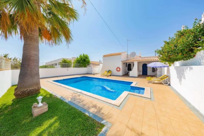 Villa for rent in Algarve