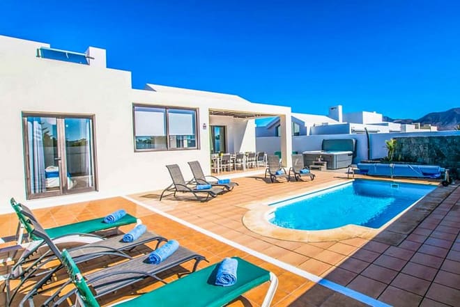 Villa for rent in Lanzarote