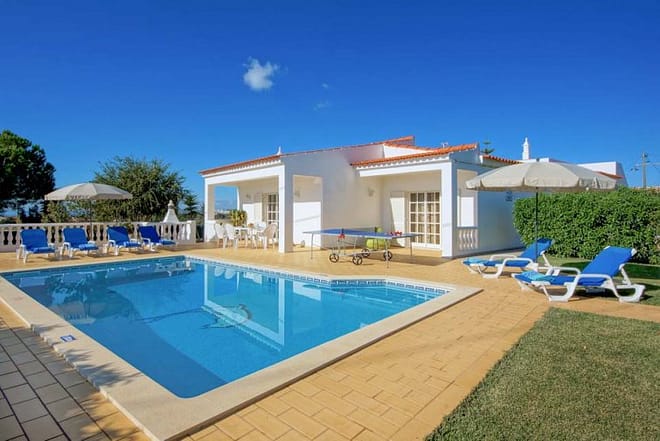 Villa for rent in Algarve