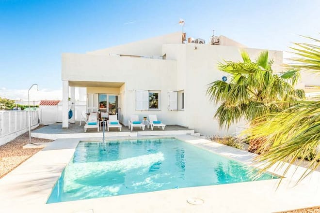 Villa for rent in Menorca