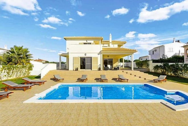 Villa for rent in Algarve