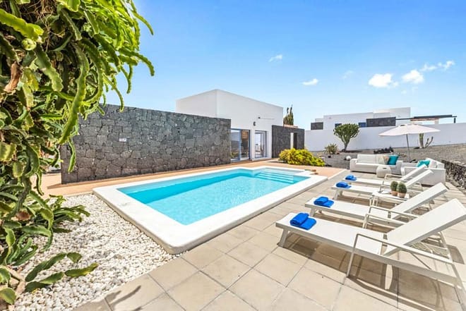 Villa for rent in Lanzarote