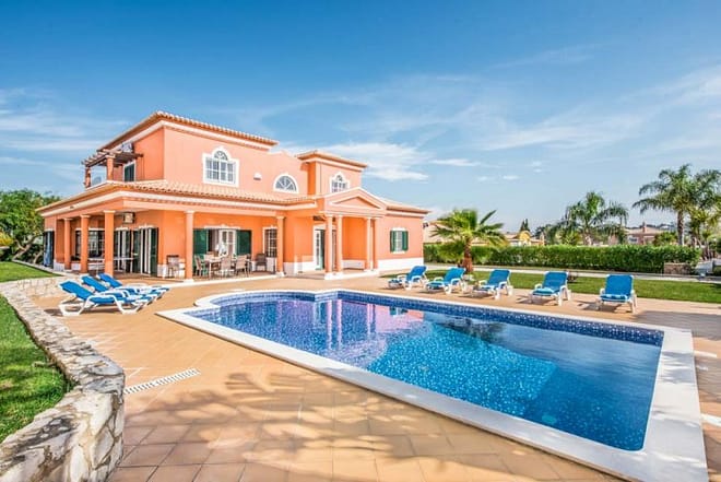 Villa for rent in Algarve