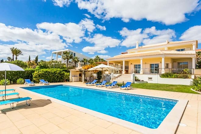 Villa for rent in Algarve