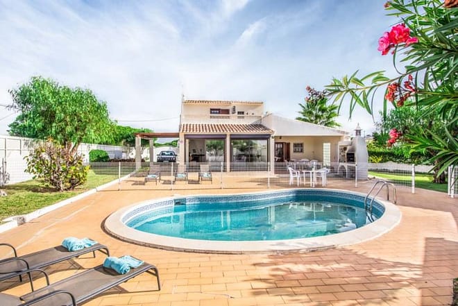 Villa for rent in Algarve