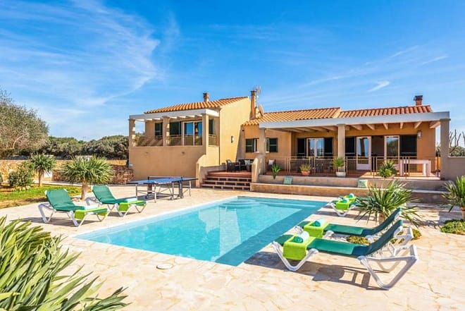 Villa for rent in Menorca