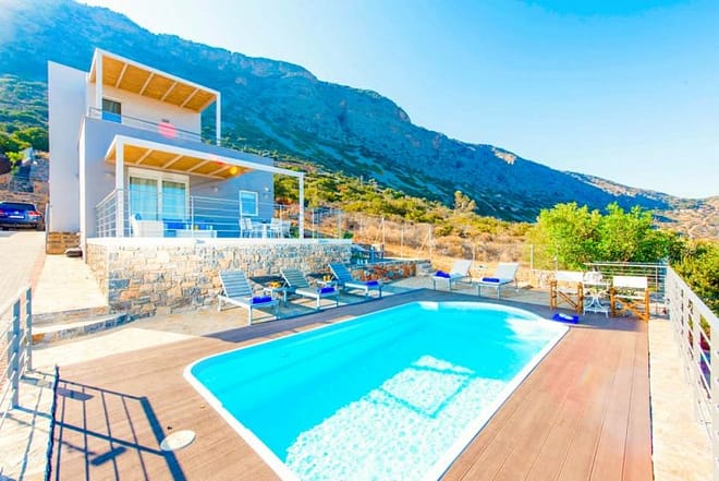 Villa for rent in Crete