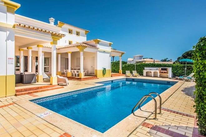 Villa for rent in Algarve