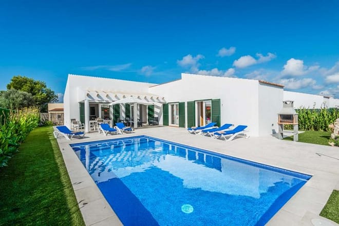 Villa for rent in Menorca