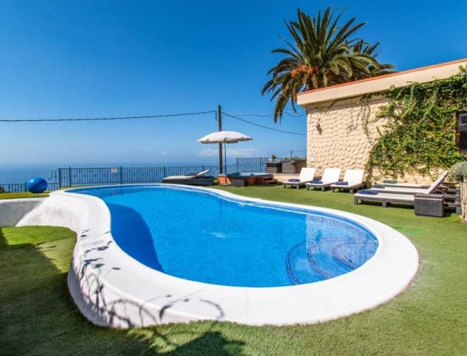 Villa for rent in Tenerife