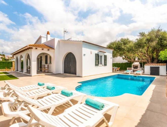 Villa for rent in Menorca