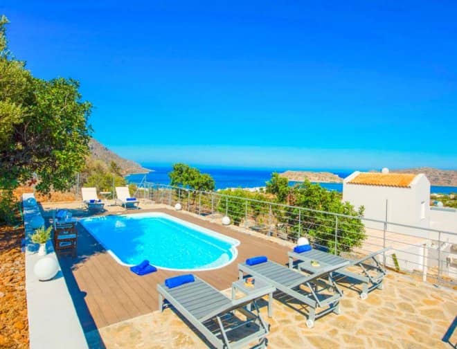 Villa for rent in Crete