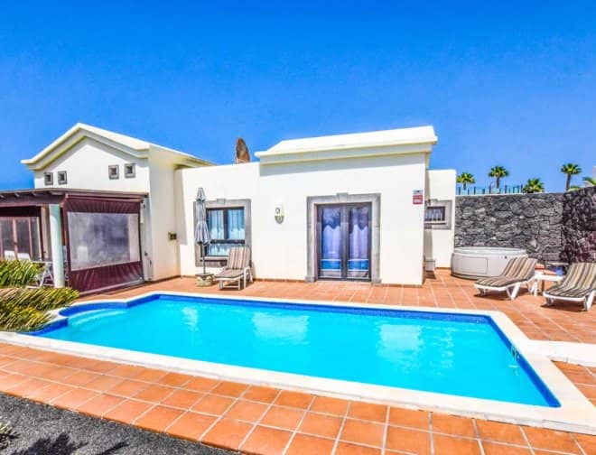 Villa for rent in Lanzarote