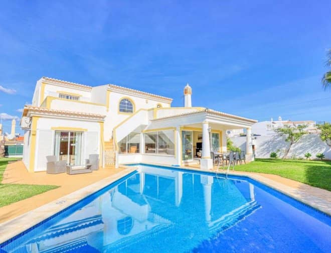 Villa for rent in Algarve