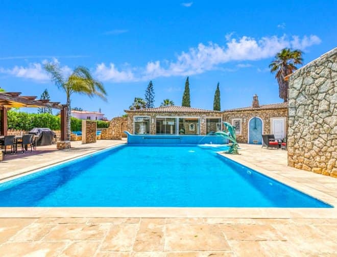 Villa for rent in Algarve