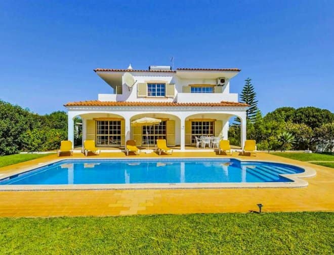 Villa for rent in Algarve