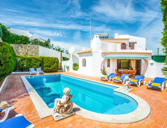 Villa for rent in Algarve