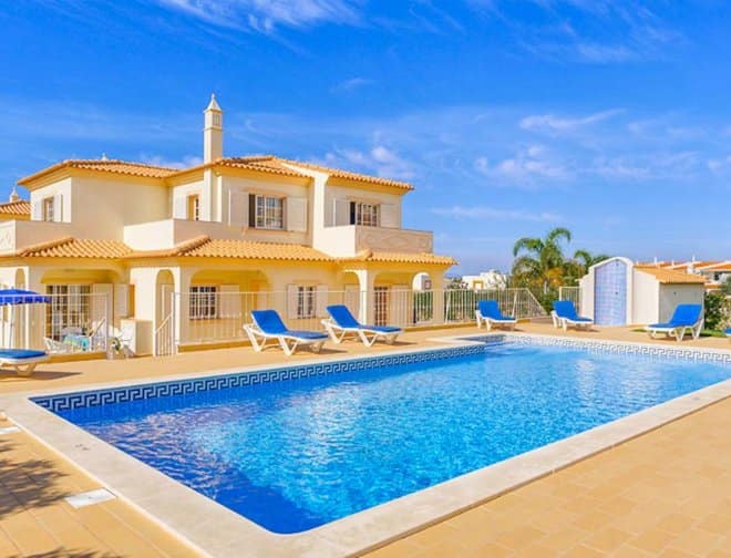 Villa for rent in Algarve