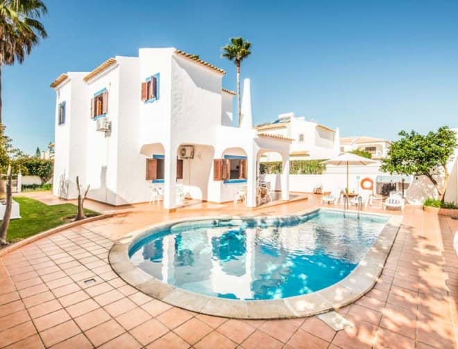 Villa for rent in Algarve