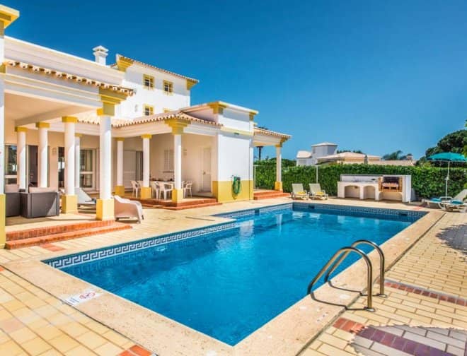 Villa for rent in Algarve