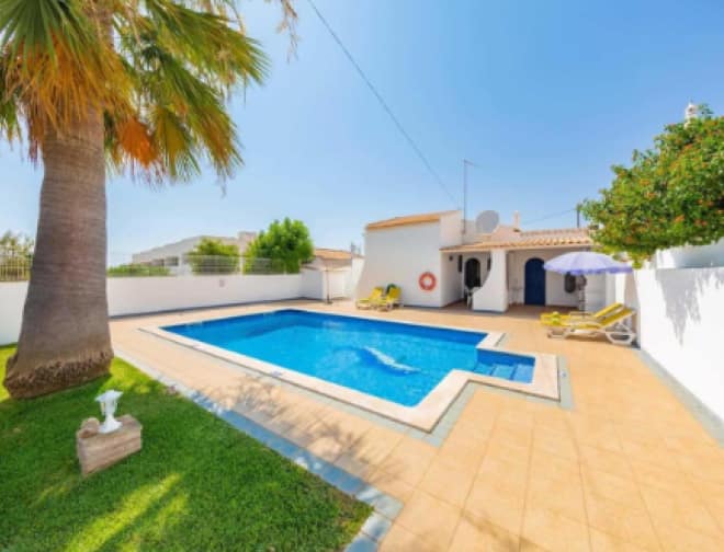 Villa for rent in Algarve