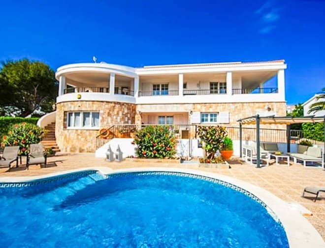 Villa for rent in Menorca