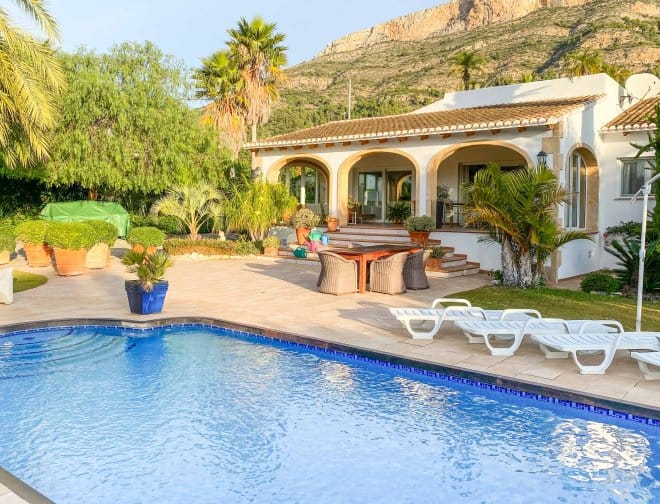 Villa for rent in Costa Blanca