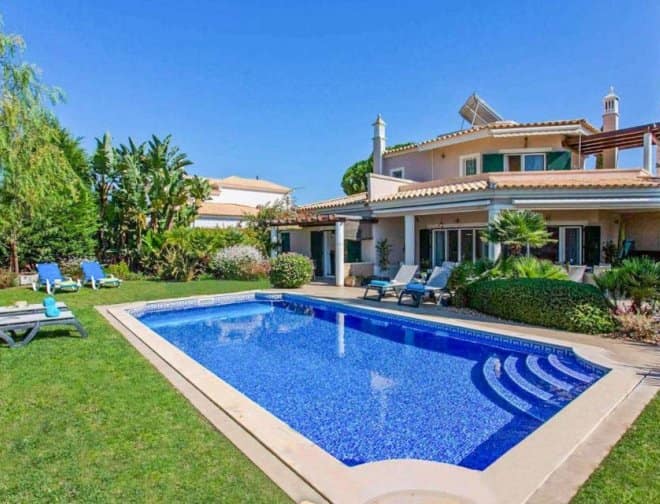 Villa for rent in Algarve