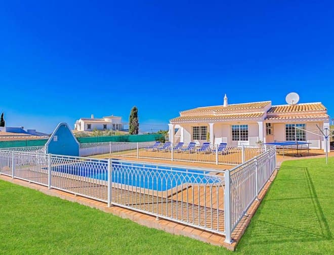 Villa for rent in Algarve