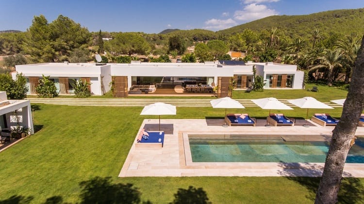 The-Villa-Collection-luxury-villa-Ibiza-23