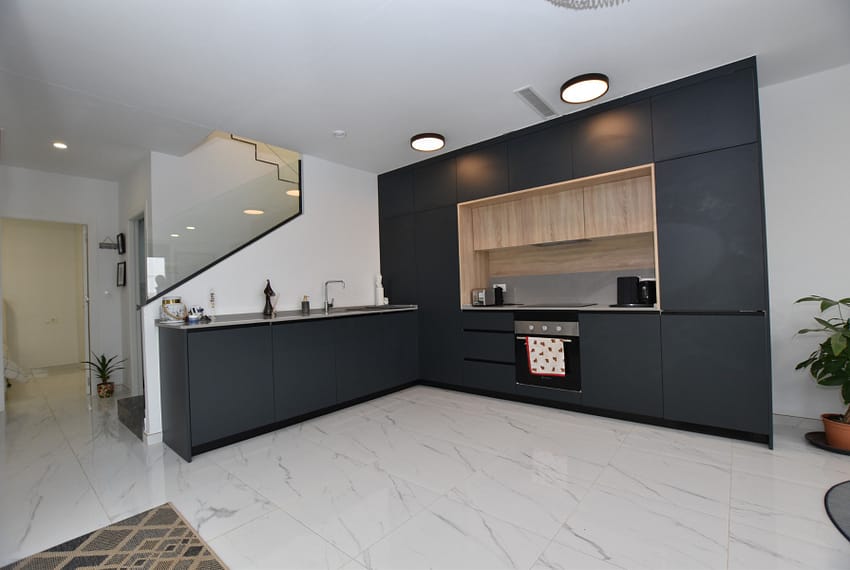 CC1-30094-210-image-5