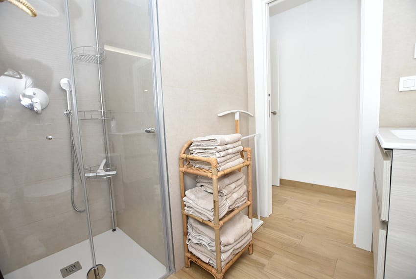 CC1-30073-210-image-16