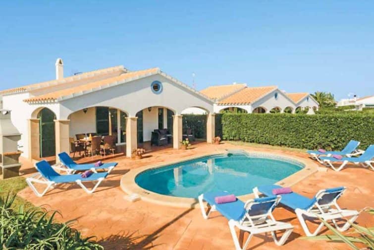 Villa for rent in Menorca