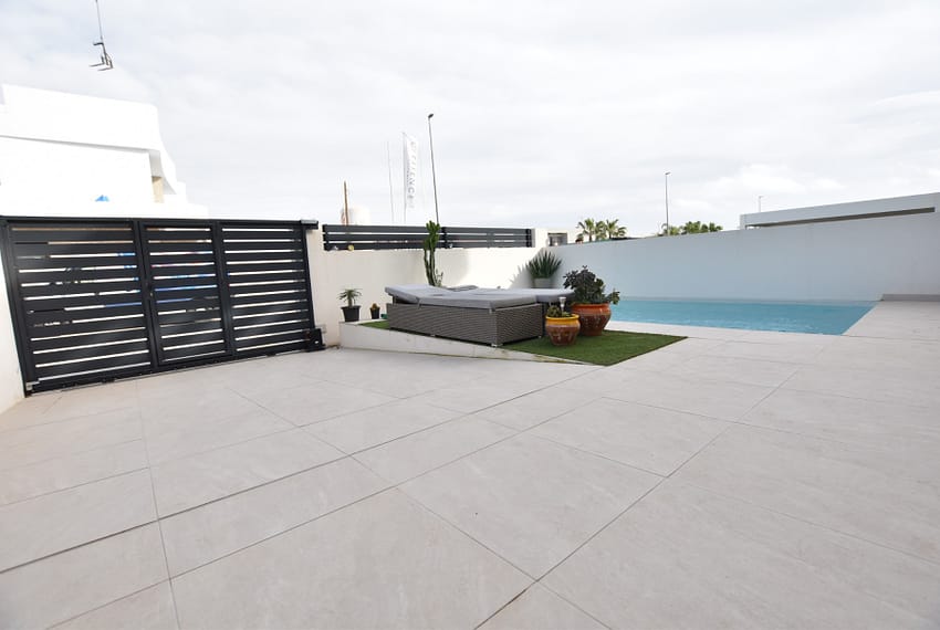 CC1-30094-210-image-45