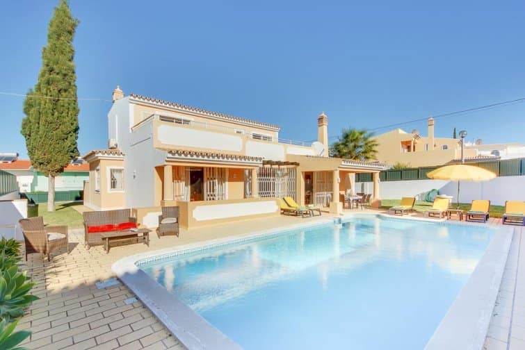 Villa for rent in Algarve