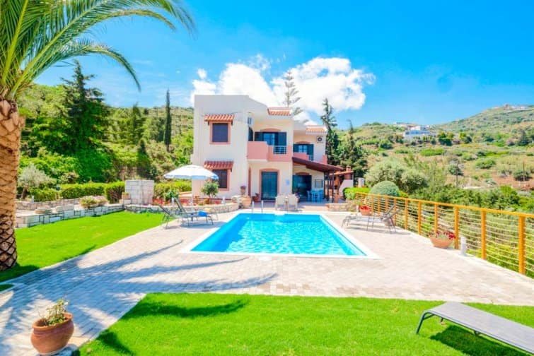 Villa for rent in Crete