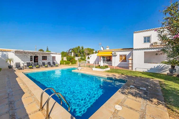 Villa for rent in Algarve