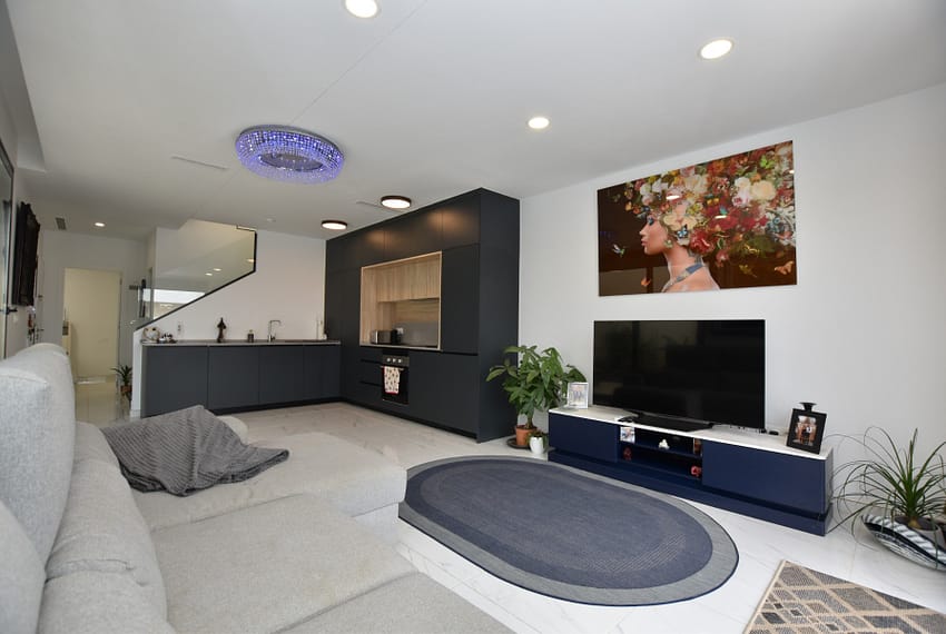 CC1-30094-210-image-4