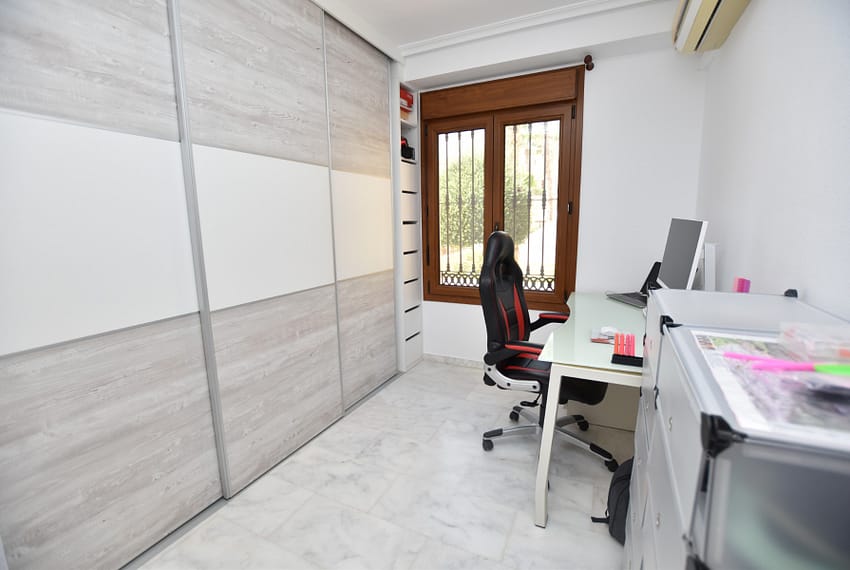 CC1-30018-210-image-19