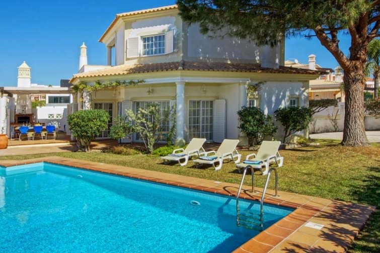 Villa for rent in Algarve