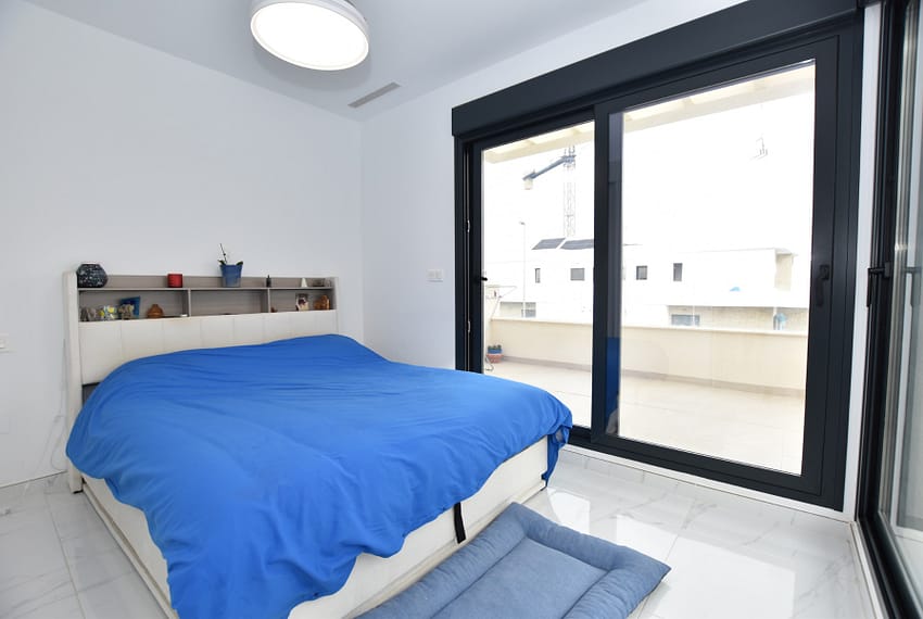 CC1-30094-210-image-23