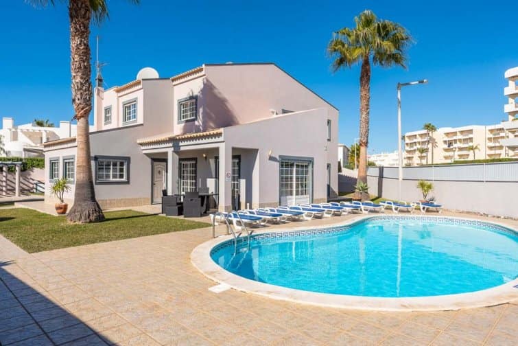 Villa for rent in Algarve